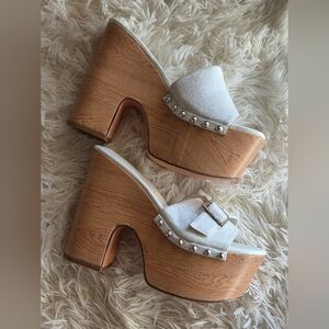 Women's White Platform Sandals/Wedges